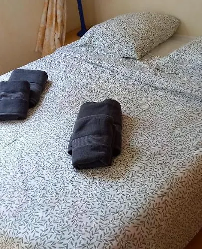 Du Cap De 5 Et Sa Grande Piscine